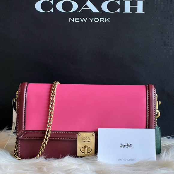 889 - Coach Hutton Clutch in Colorblock - Picture 10 of 14